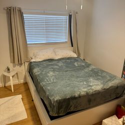 IKEA Malm Queen White