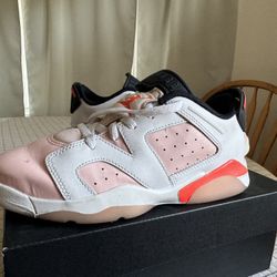 Girls Jordan Retro 6 Low