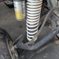 Plus 2 A-arms Yamaha Banshee Shocks