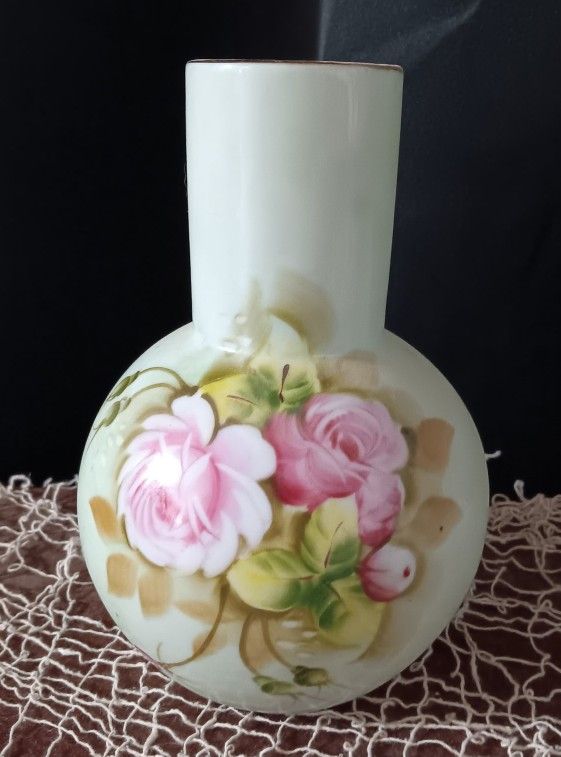 Vintage
Lefton China Carafe #1266 - Hand Painted - Vase -
