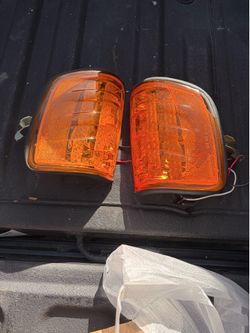 FLD Front signal lights