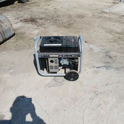 Briggs & Stratton 3500 Watt Generator