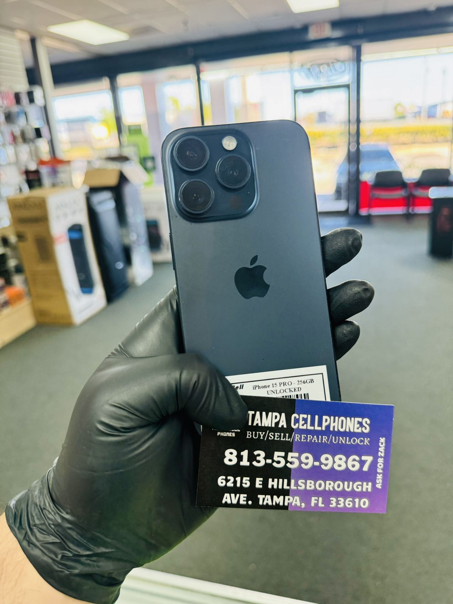 iPhone 15 Pro 256GB UNLOCKED