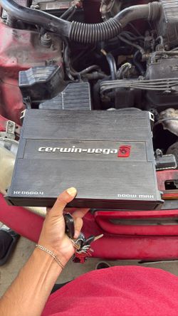 Cerwin Vega 600 Watt Amp
