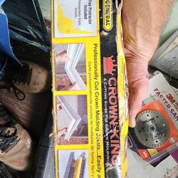 Crown King Molding Cutting Jig