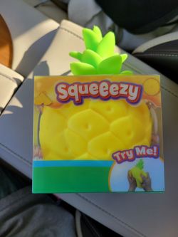 Pineapple Squeezy
