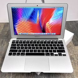 ULTRALIGHT APPLE MACBOOK AIR 11 INCH LAPTOP - 128GB SSD 