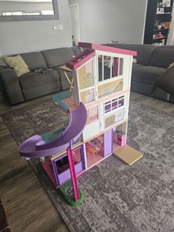 Barbie Dream House FH73
