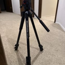 Manfrotto Tri Pod