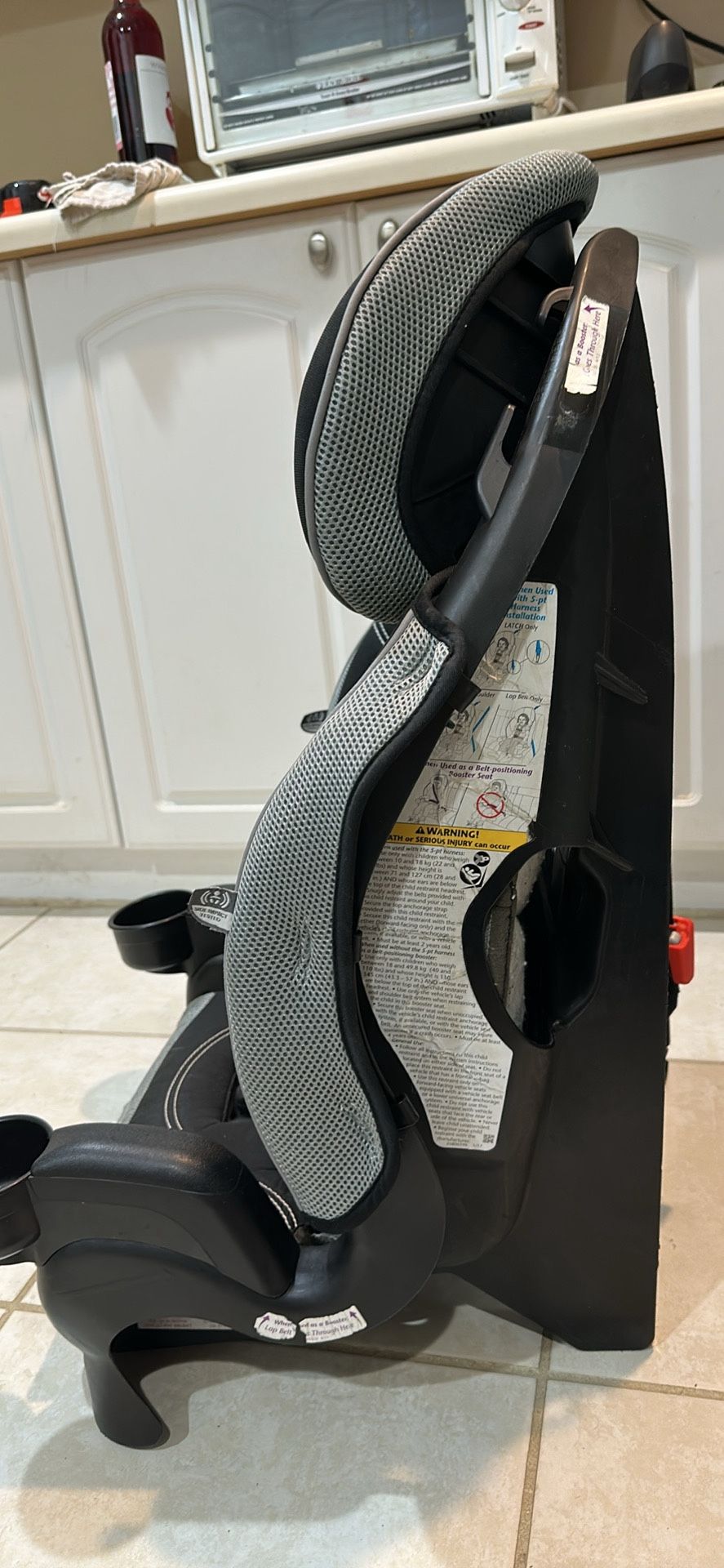 Car Seat EvenFlo Rollover Tested With Cup Holders Black and Gray for  Toddlers - www.legfisco.com.br