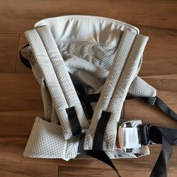 Momcozy Lightweight Baby Carrier