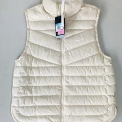 Nike Women’s Vest , Size # M , $50 Firm 