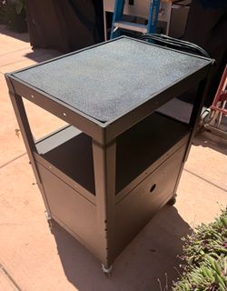 Luxor AV Media cart as new $125