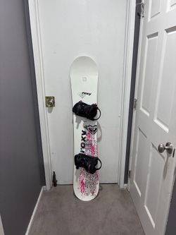 Snowboard with Bindings - Size 151cm