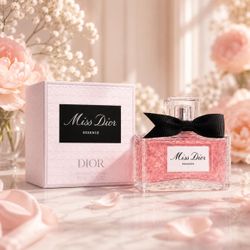 Miss Dior ESSENCE