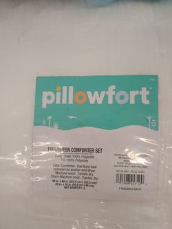Pillowfort Full/Queen Comforter Brand New