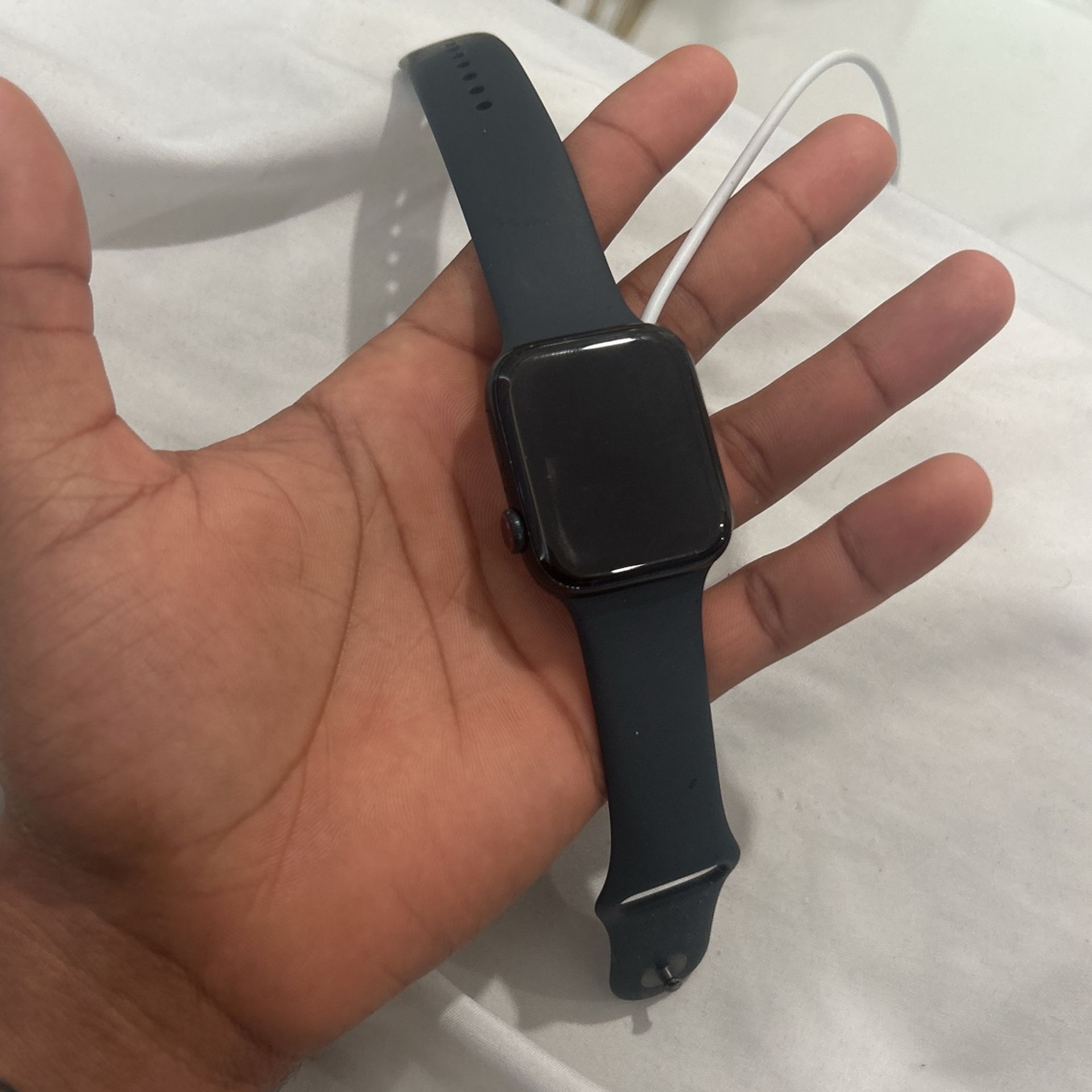 Apple Watch SE (good Condition)