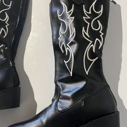 Women’s Cowboy Boots Size 7
