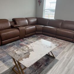 power recliner (10 Months Old)