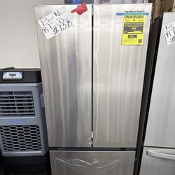 Brand New Hamilton Beach French Door Refrigerator 