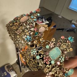 Tiara