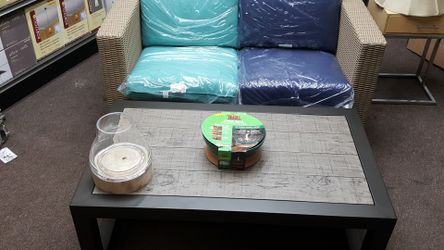 Outdoor loveseat/ Outdoor table
