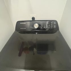 Like New Samsung Smart washer/dryer Set 