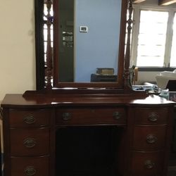 Dresser Set With Mirror & Side Table