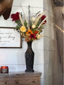 Pretty Faux Floral Arrangement--READ THE AD