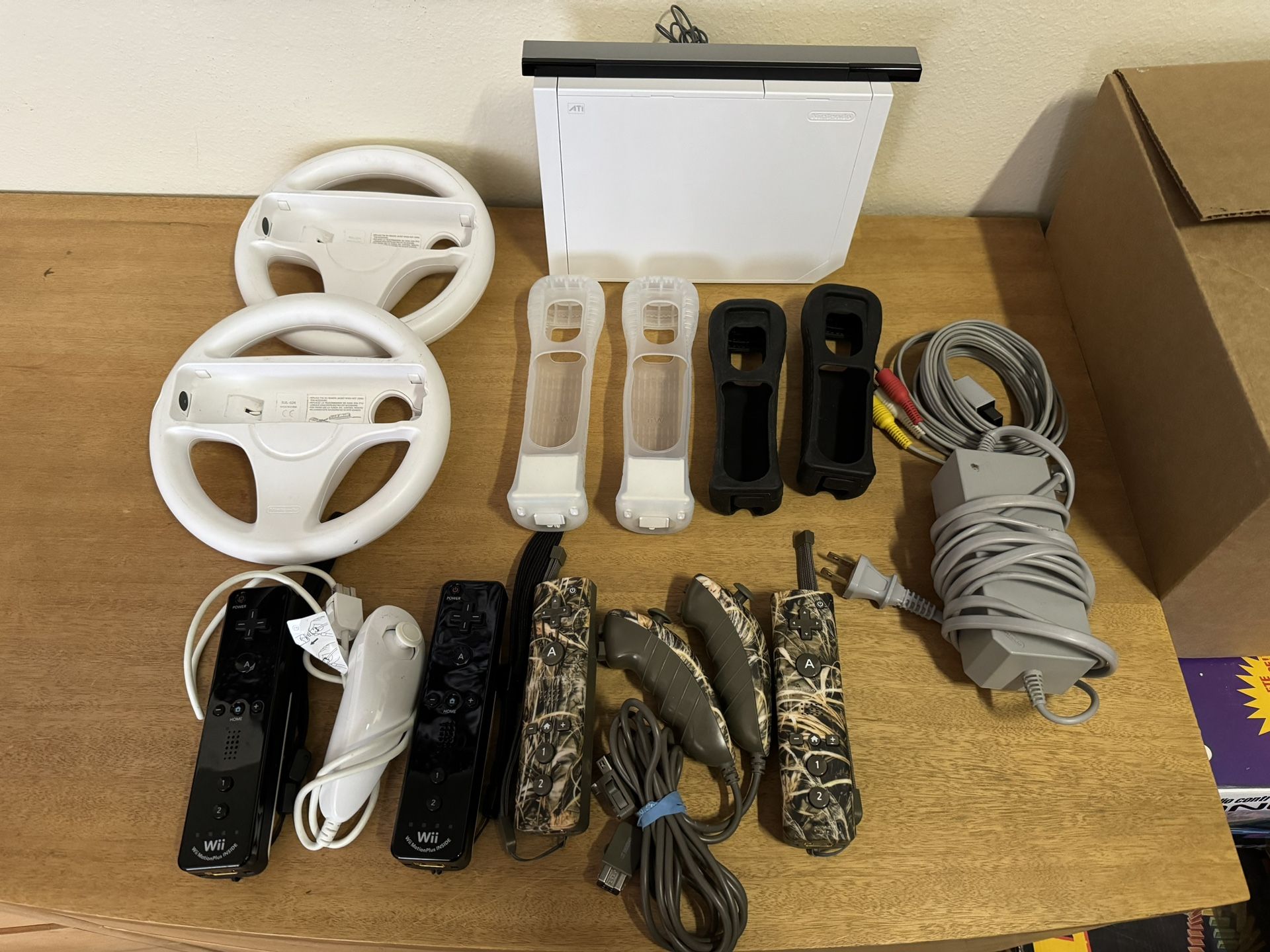 Nintendo Wii With Accessories 