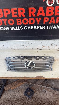 2013 ES350 Grille Upper OEM 2015