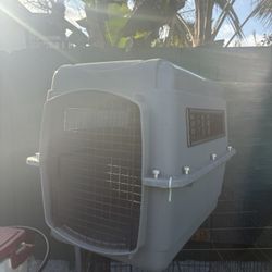 Dog Crate/Kennel 