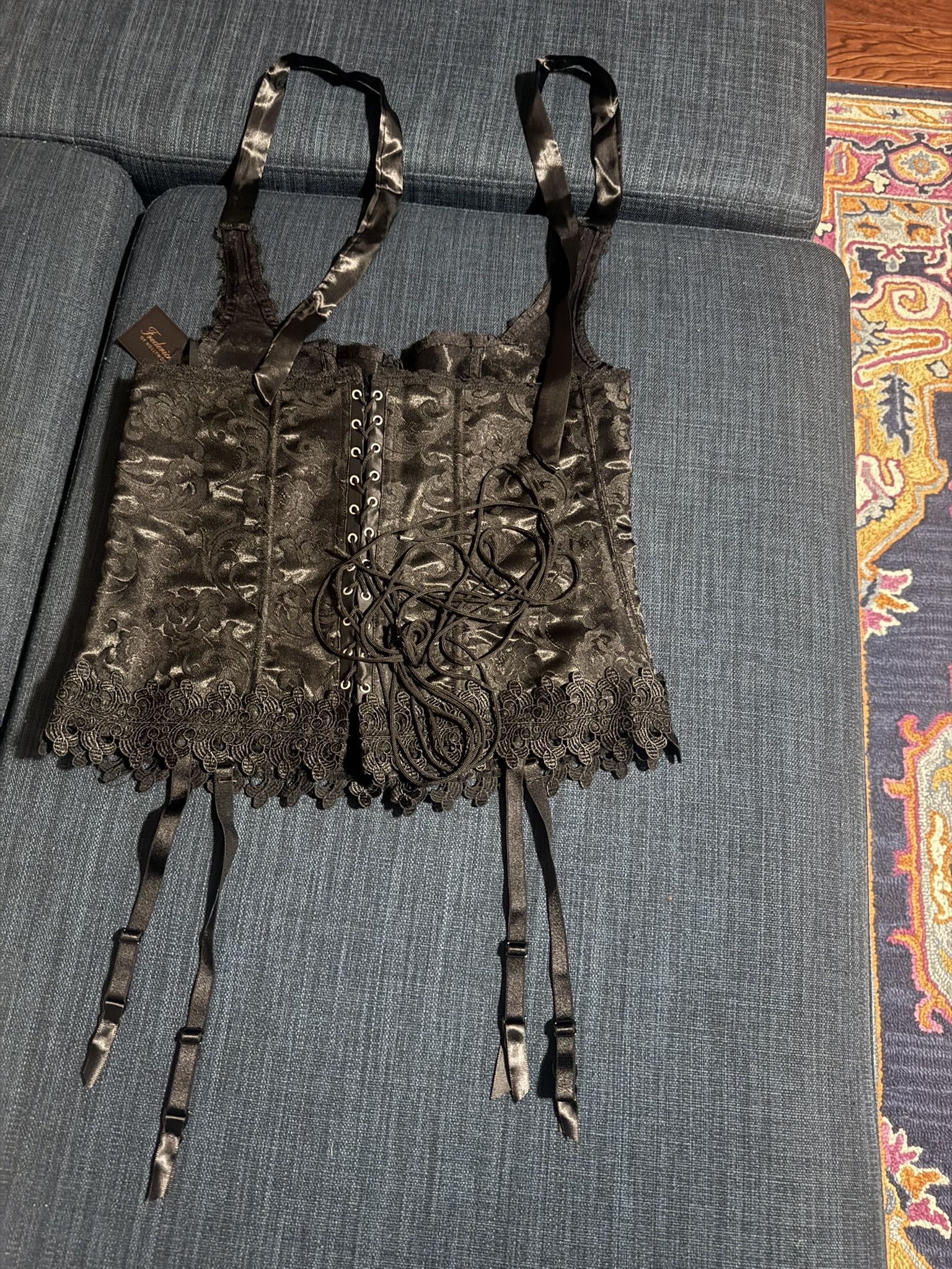Brand New With Tag Hollywood Dream Halter Corset Size 36 Black