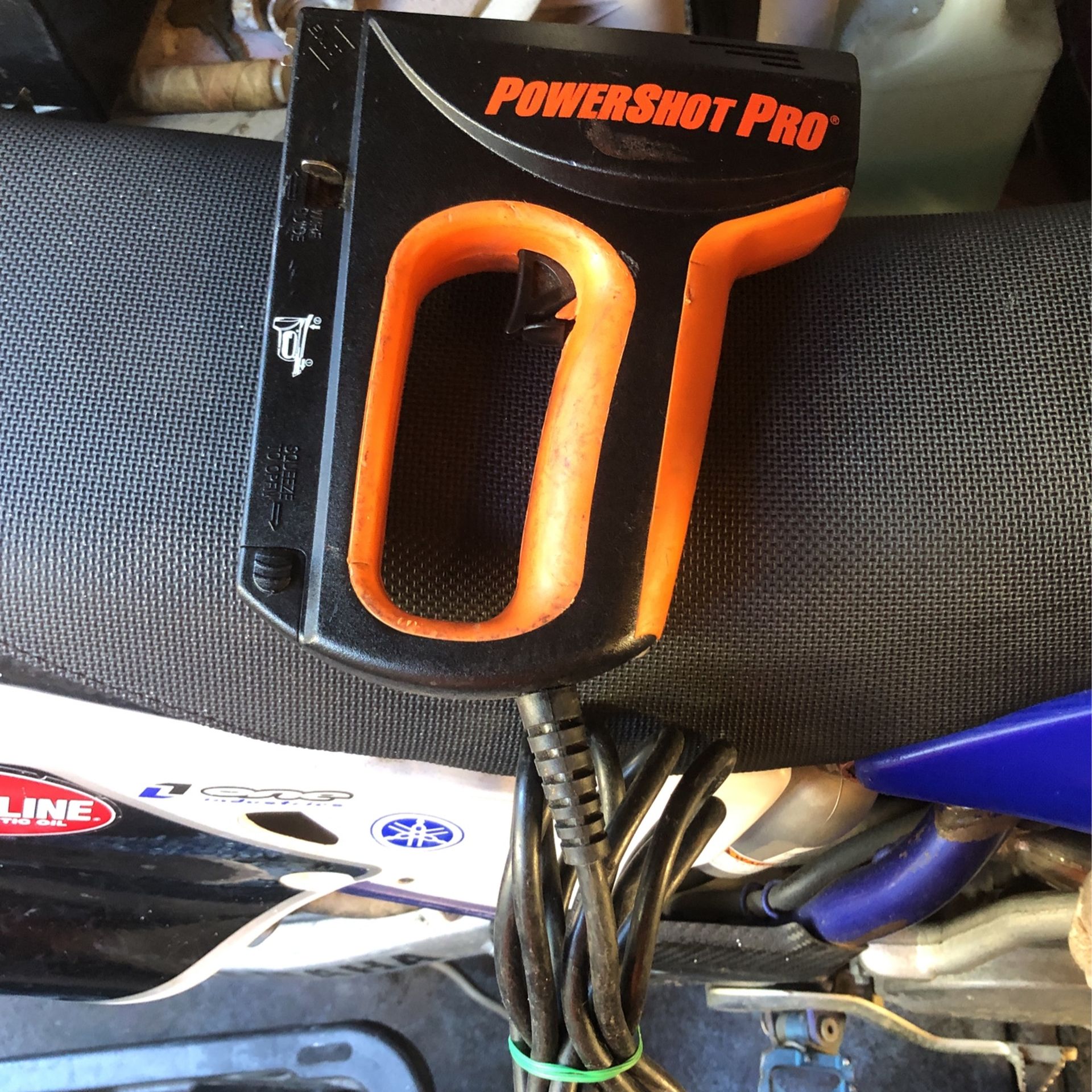 PowerShot pro stapler