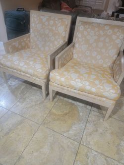 2 chairs surdy ready to go