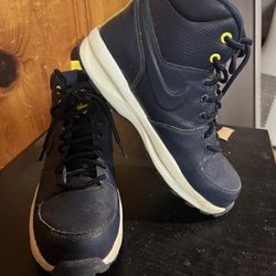 Size 6.5Y - Nike Manoa Big Kids Boots Navy Obsidian Yellow