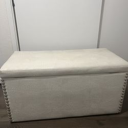 Ottoman With Storage 