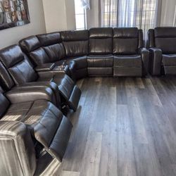New Gray Power Recliner Sectional Couch With Two Recliner Chairs / Free Delivery 