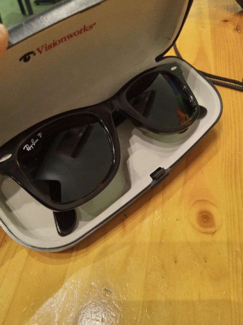 Authentic Ray Ban Wayfarer RB2140 . Excellent Condition,All Products : American Fashion Style Bags On Sale