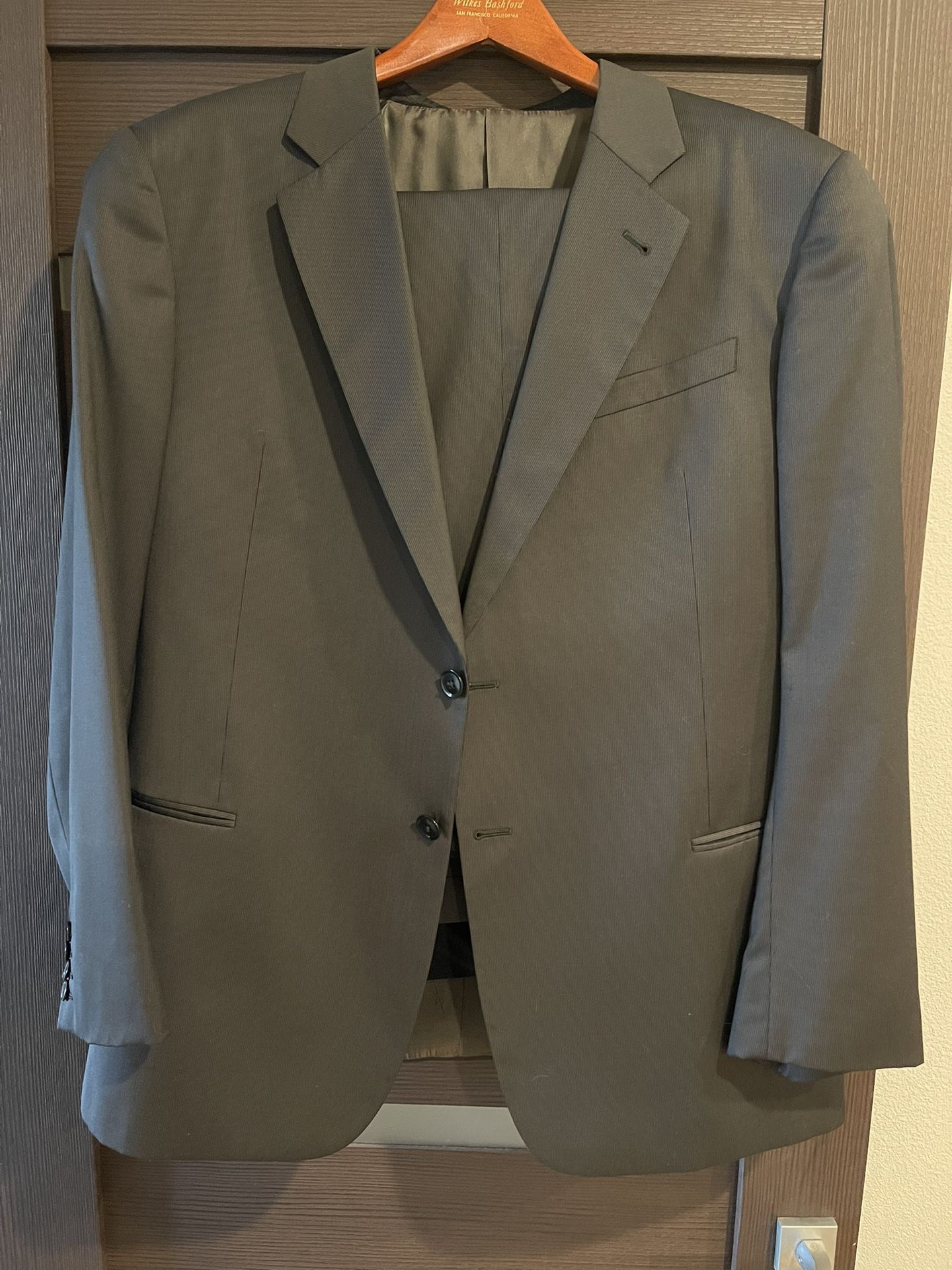 Suit Giorgio Armani (XL)