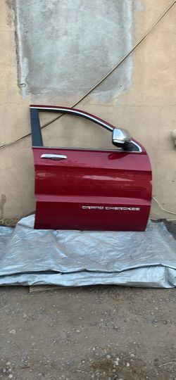 2011/21 Jeep Grand Cherokee left side door