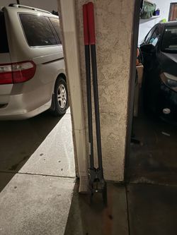 Steel hole digger