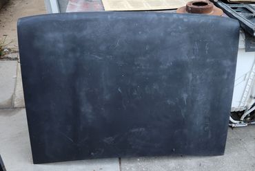 89-95 Toyota pickup hood