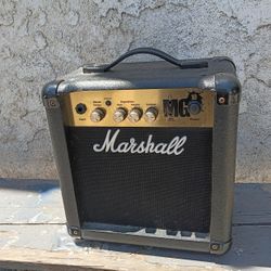 Marshall Amplifier  (MG 10)