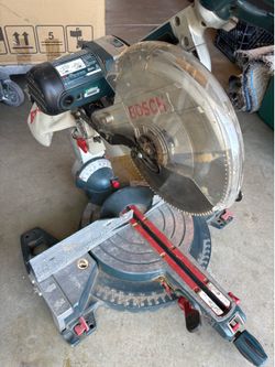 Bosh 12 inch compound miter saw