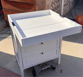 Kids duper changing table ikea