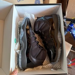 Jordan 11 Gamma Sizes 5.5y, 8 And 9