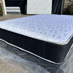 Cal King Orthopedic Deluxe Collection Mattress!•••