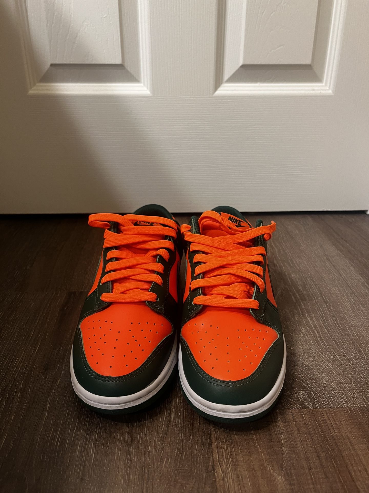 Nike Dunk Low Miami's