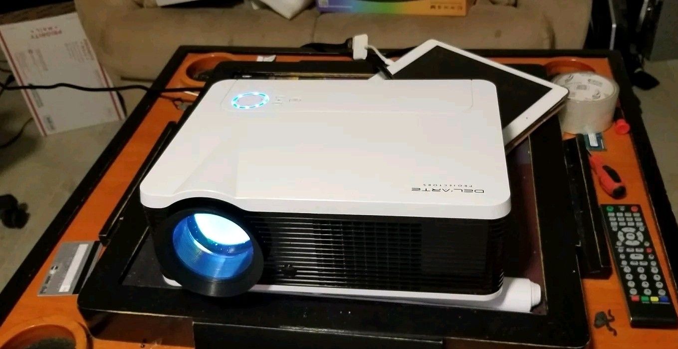Delarte Projector DA-1000 LED Smart Projector 3D